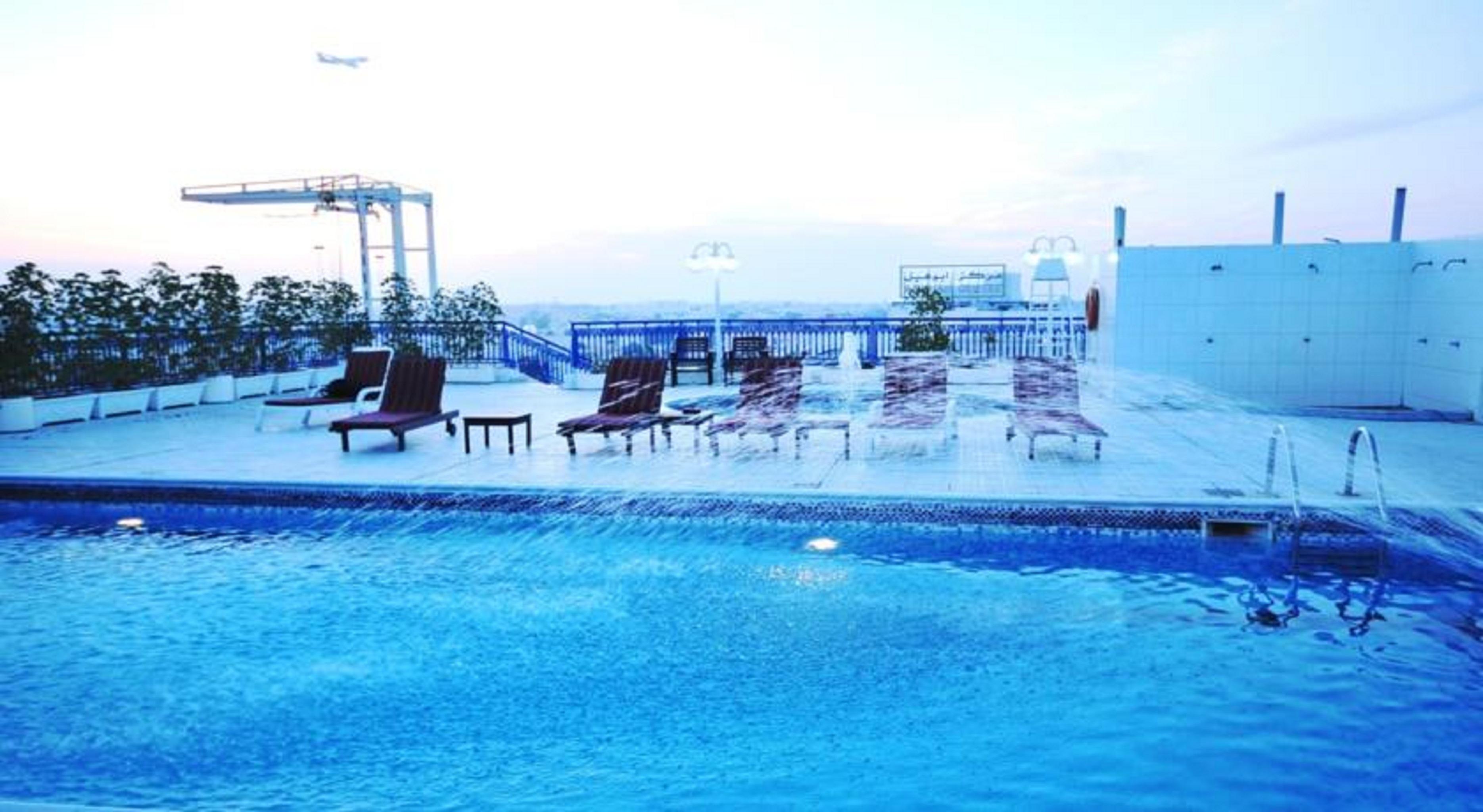 דובאי Abjad Grand Hotel מראה חיצוני תמונה