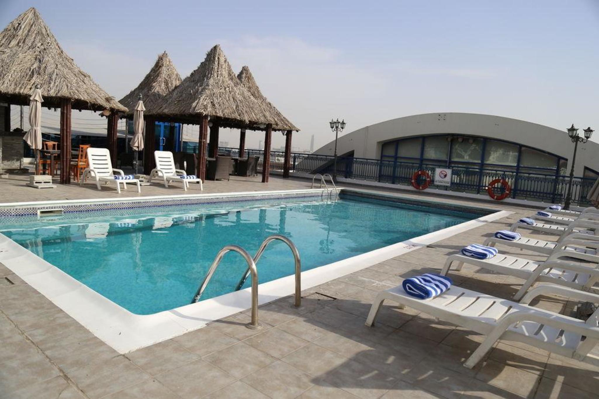 דובאי Abjad Grand Hotel מראה חיצוני תמונה