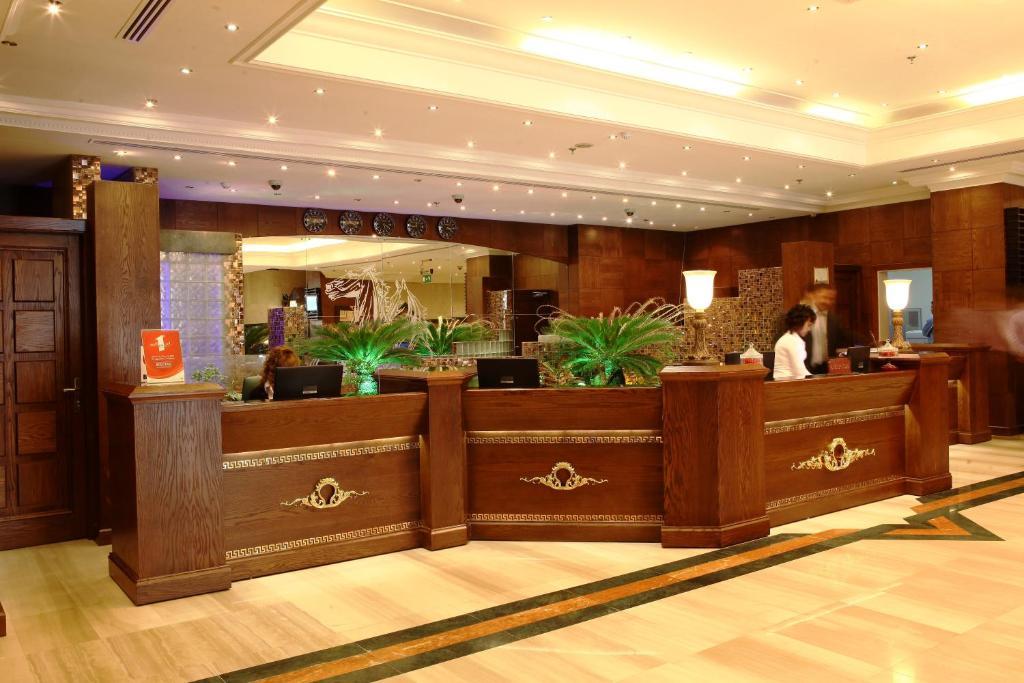 דובאי Abjad Grand Hotel מראה חיצוני תמונה