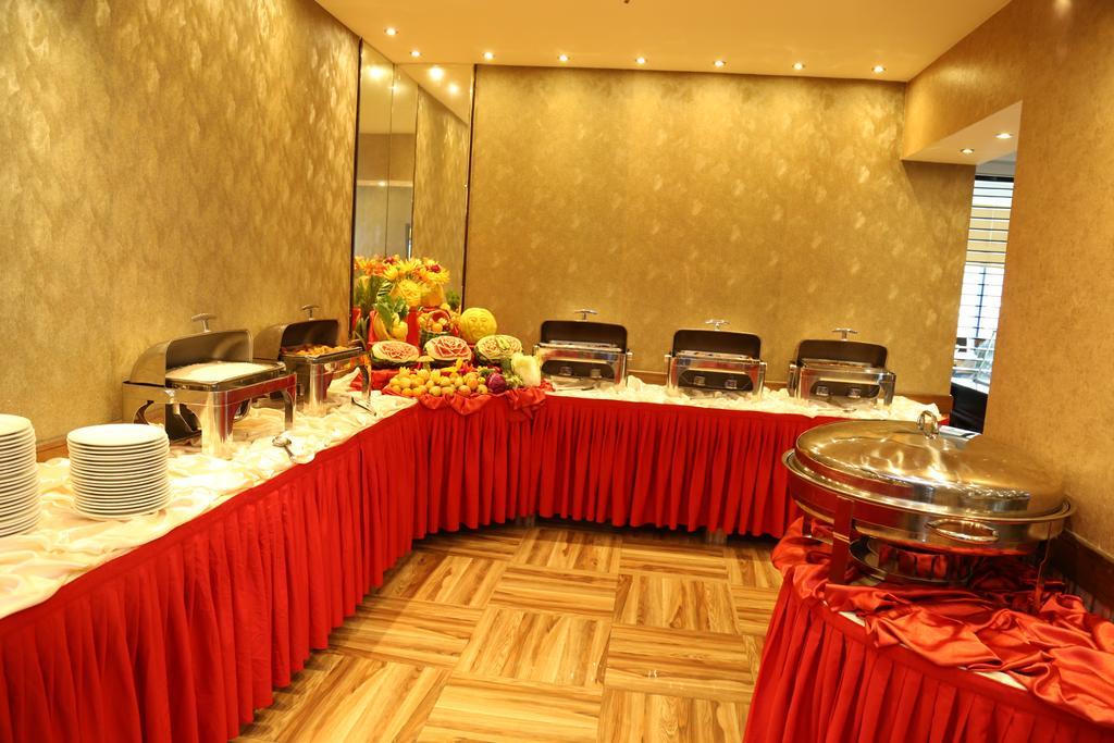 דובאי Abjad Grand Hotel מראה חיצוני תמונה