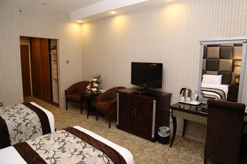 דובאי Abjad Grand Hotel מראה חיצוני תמונה