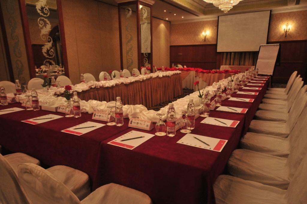 דובאי Abjad Grand Hotel מראה חיצוני תמונה