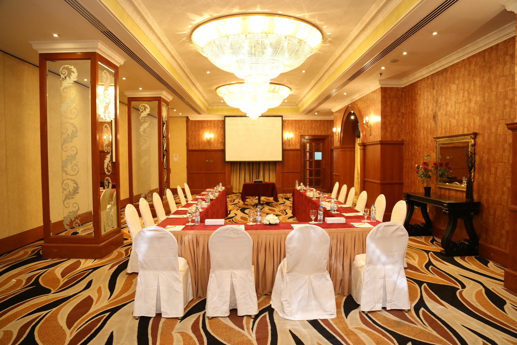דובאי Abjad Grand Hotel מראה חיצוני תמונה